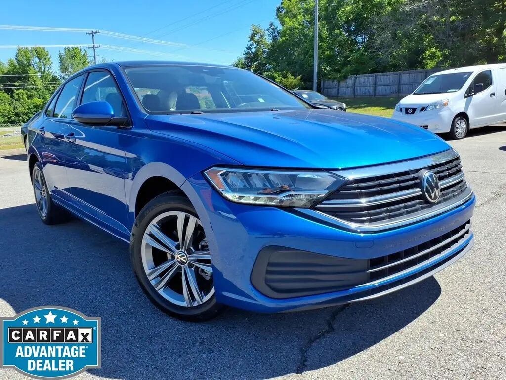 2023 Volkswagen Jetta SE — photo 1 of 13