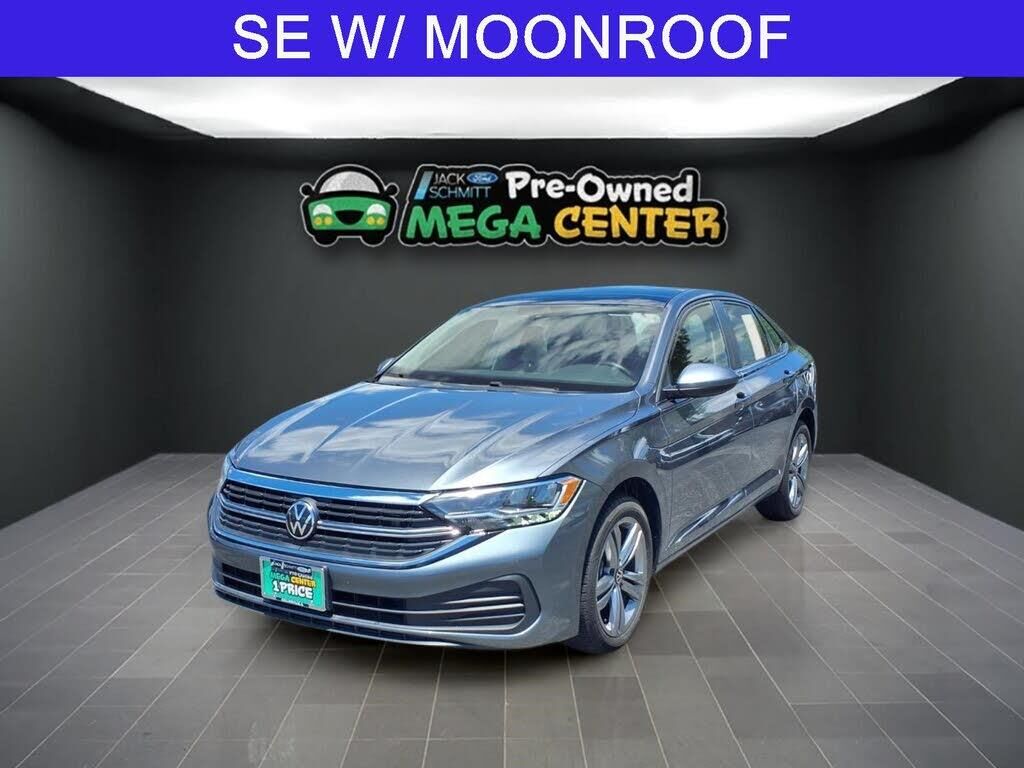2024 Volkswagen Jetta SE — photo 1 of 1