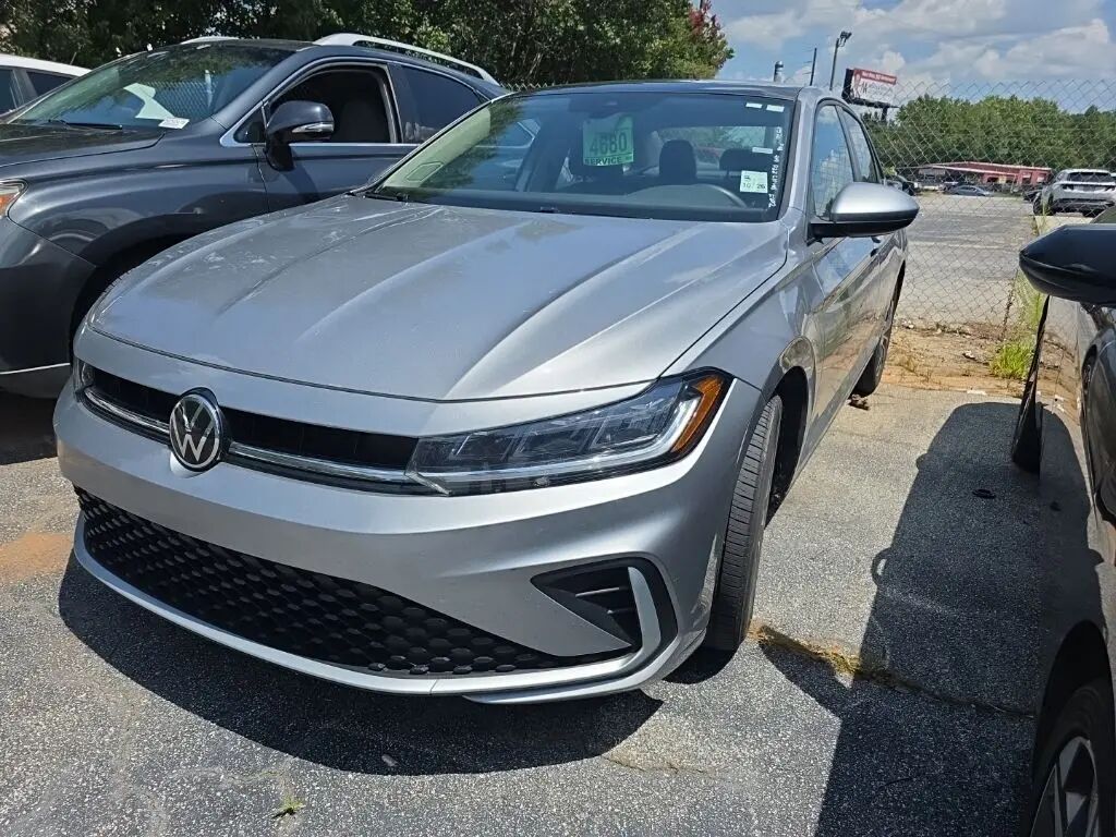 2025 Volkswagen Jetta SE — photo 1 of 2
