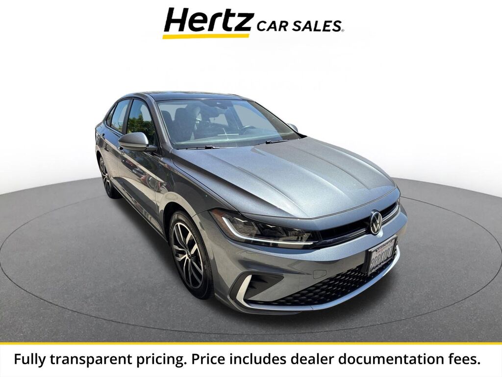 2025 Volkswagen Jetta SE — photo 1 of 13