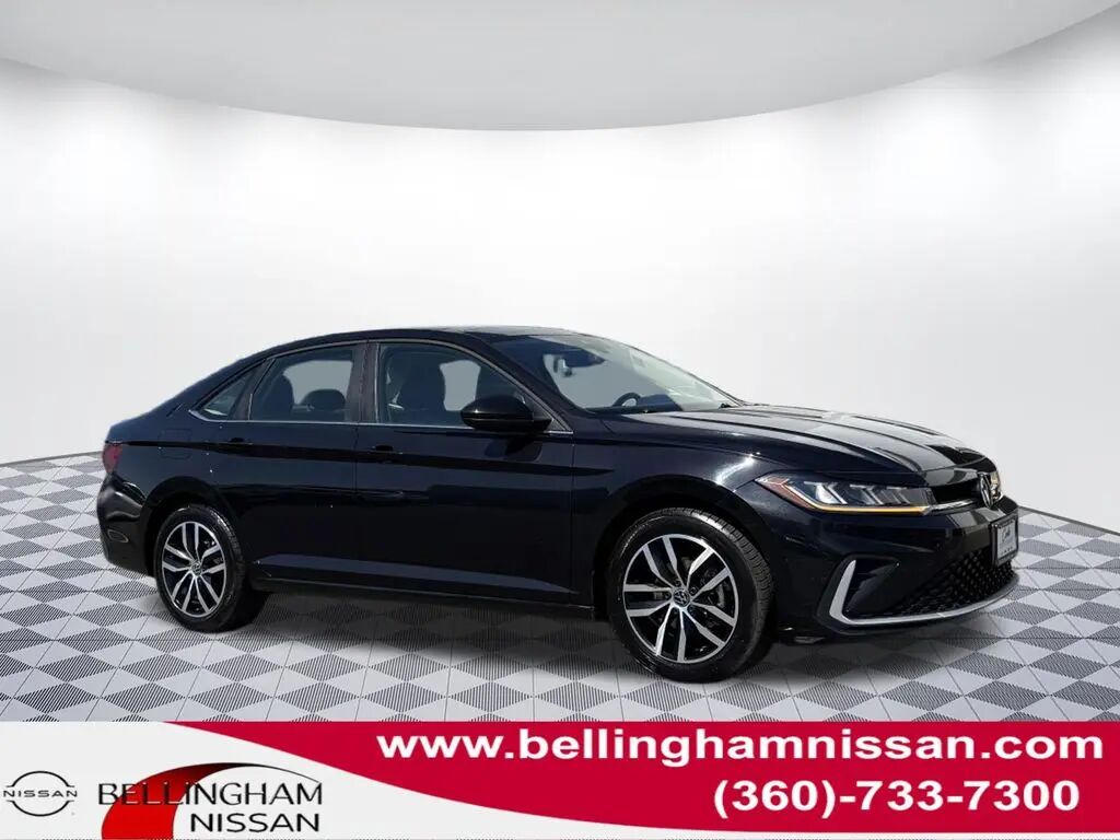 2025 Volkswagen Jetta SE — photo 1 of 13