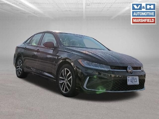 2025 Volkswagen Jetta SE — photo 1 of 6