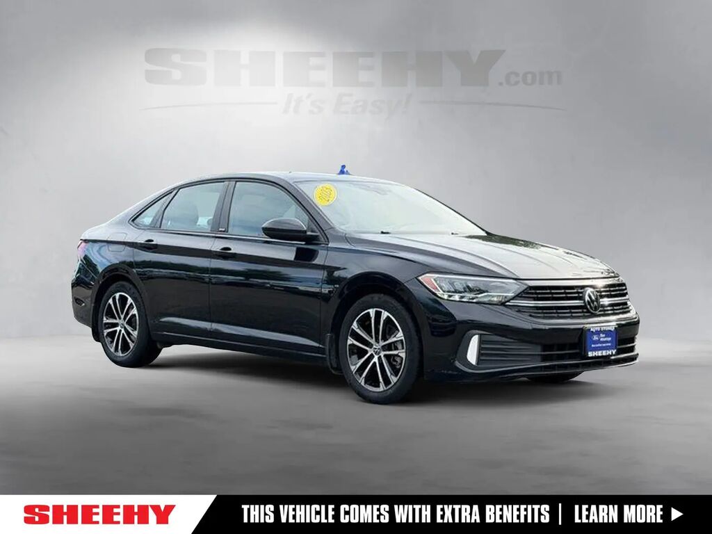 2023 Volkswagen Jetta Sport — photo 1 of 10