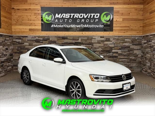 2017 Volkswagen Jetta 1.4T SE — photo 1 of 13