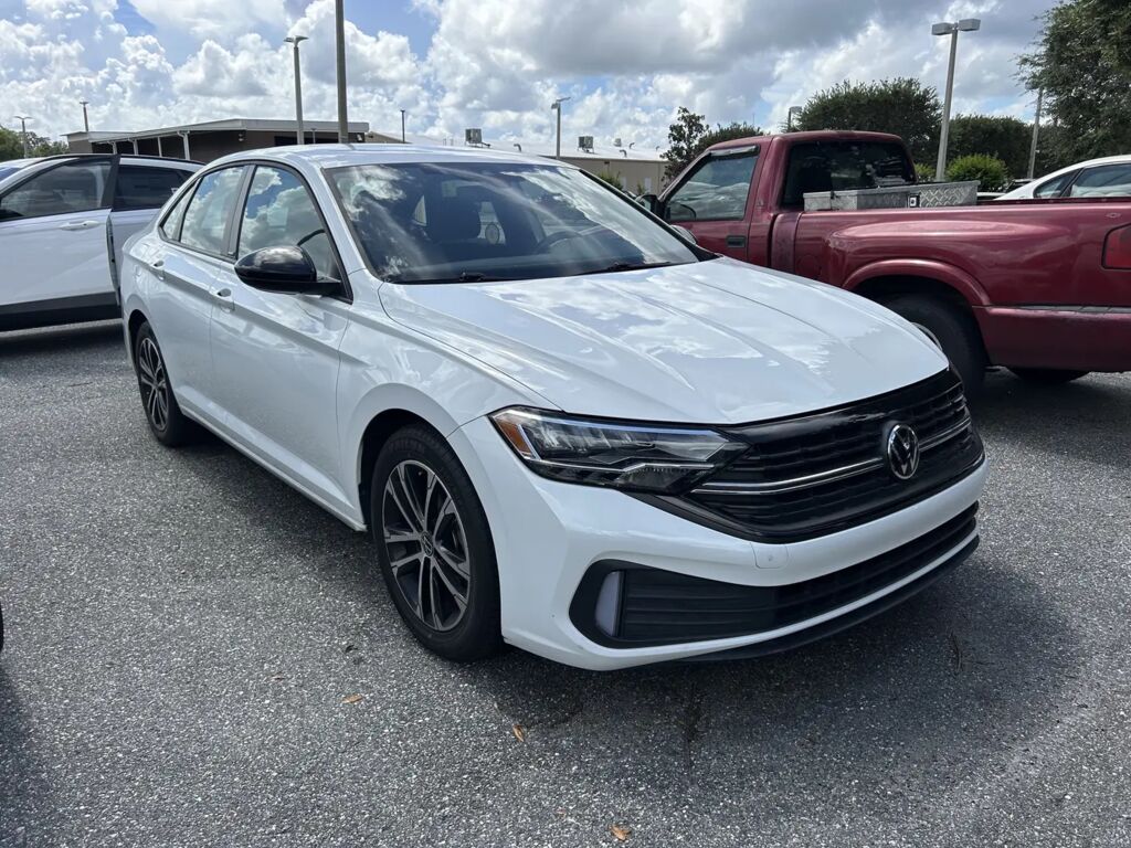 2024 Volkswagen Jetta Sport — photo 1 of 27