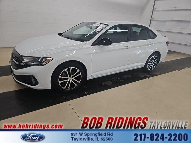 2024 Volkswagen Jetta Sport — photo 1 of 26