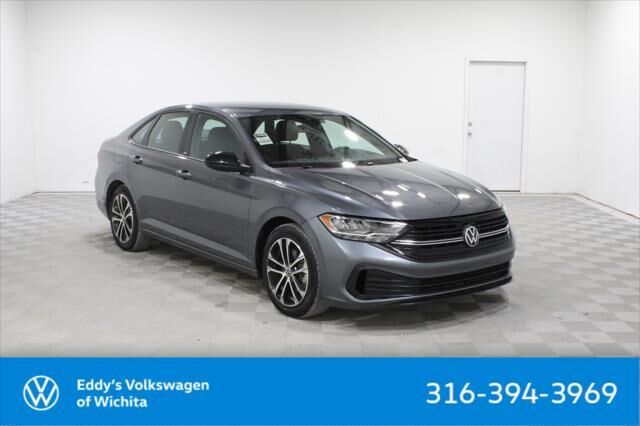 2024 Volkswagen Jetta Sport — photo 1 of 26