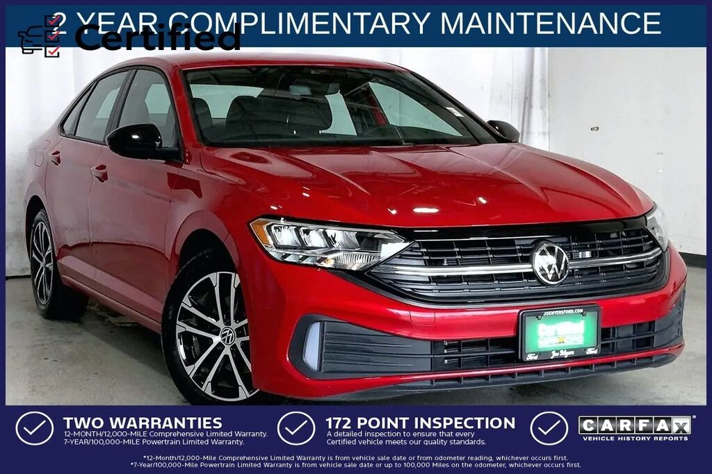 2024 Volkswagen Jetta Sport — photo 1 of 13