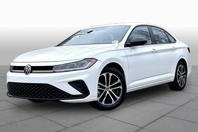 2025 Volkswagen Jetta Sport — photo 1 of 12