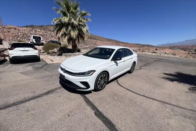 2025 Volkswagen Jetta Sport — photo 1 of 24