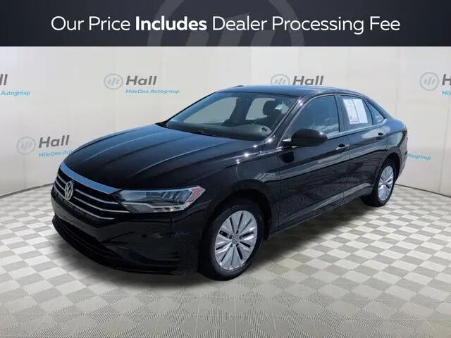 2019 Volkswagen Jetta S — photo 1 of 2
