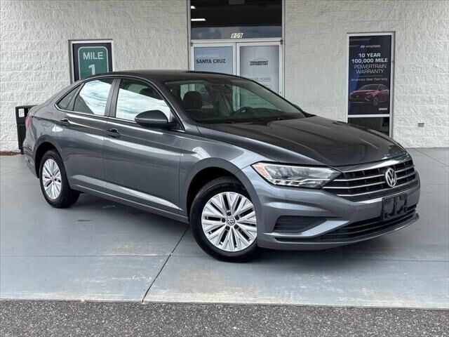 2019 Volkswagen Jetta S — photo 1 of 18