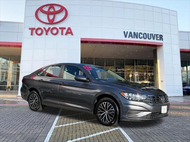 2021 Volkswagen Jetta SE — photo 1 of 13