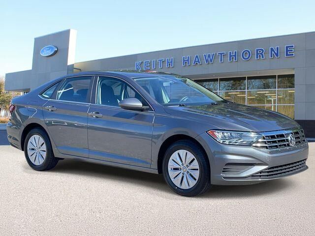 2019 Volkswagen Jetta S — photo 1 of 14