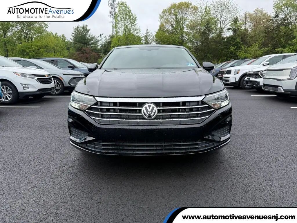 2020 Volkswagen Jetta S — photo 1 of 3