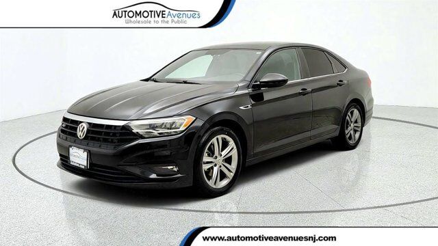 2021 Volkswagen Jetta R-Line