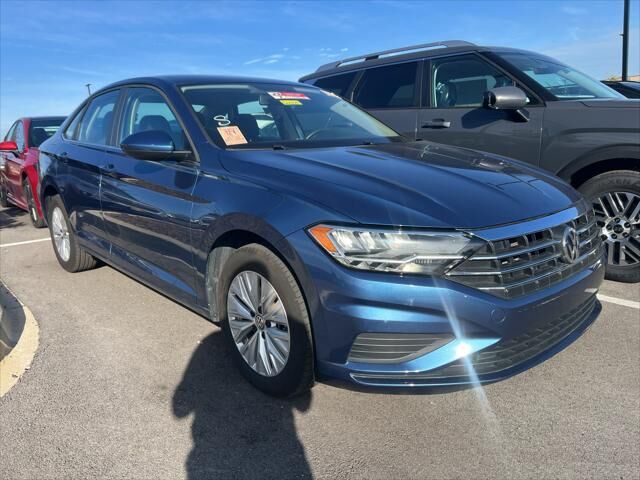 2019 Volkswagen Jetta S — photo 1 of 6
