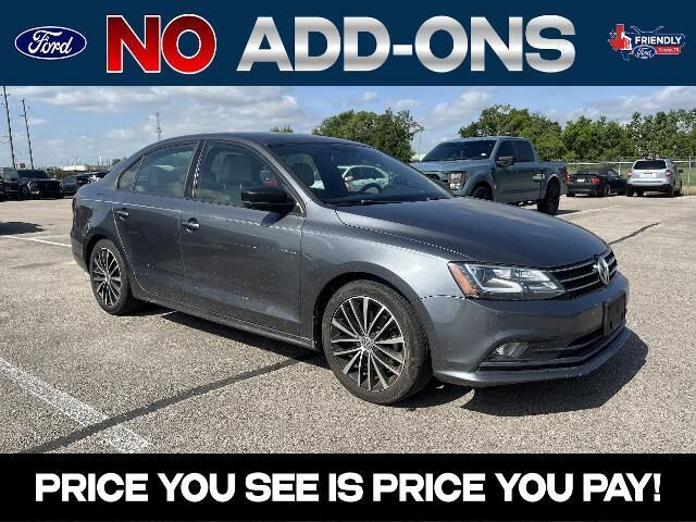 2015 Volkswagen Jetta SE — photo 1 of 1