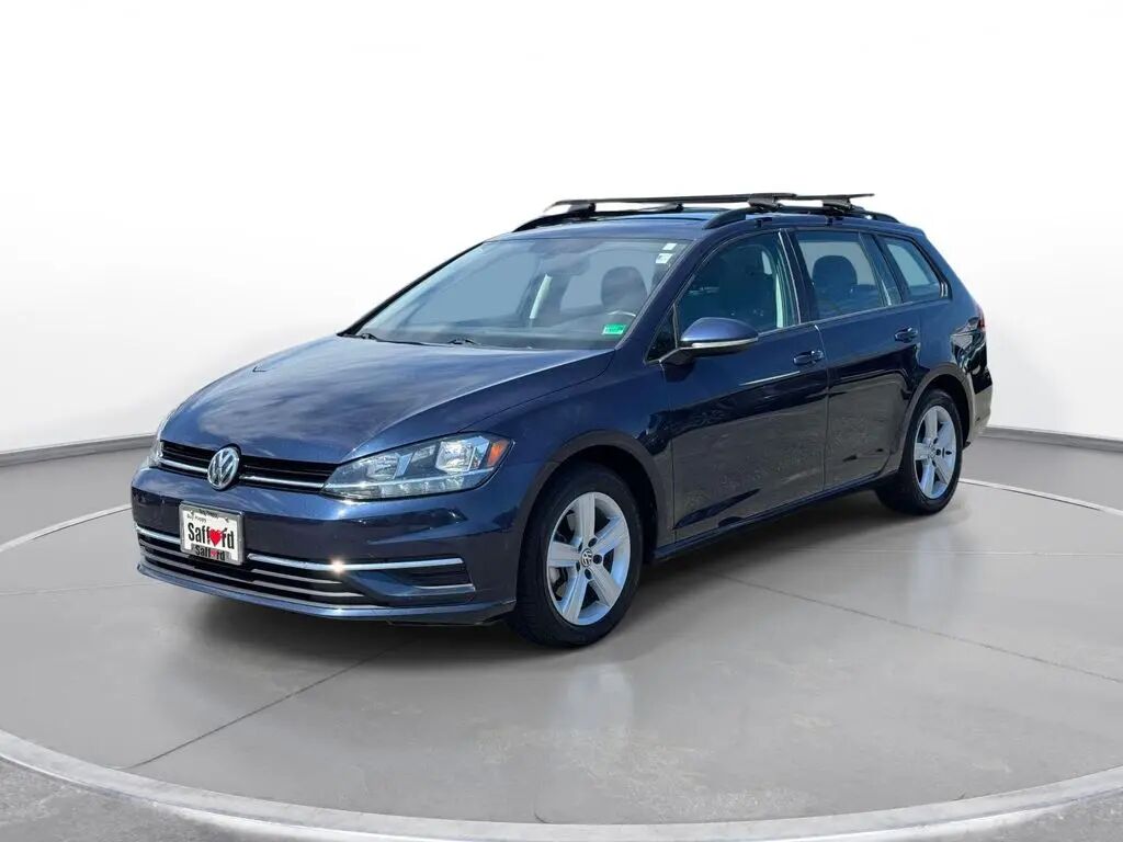 2018 Volkswagen Golf SportWagen TSI S — photo 1 of 25