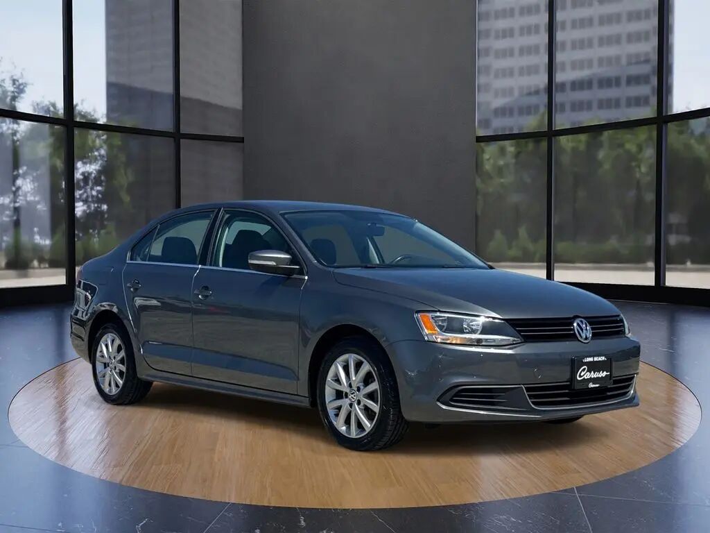 2013 Volkswagen Jetta SE PZEV — photo 1 of 13
