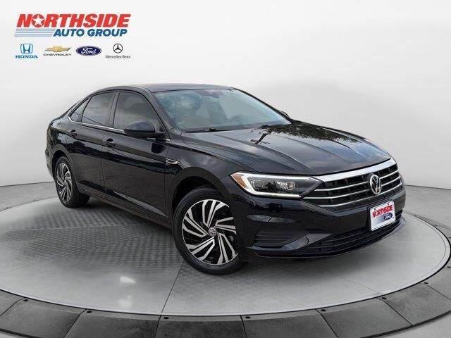 2021 Volkswagen Jetta SEL — photo 1 of 3