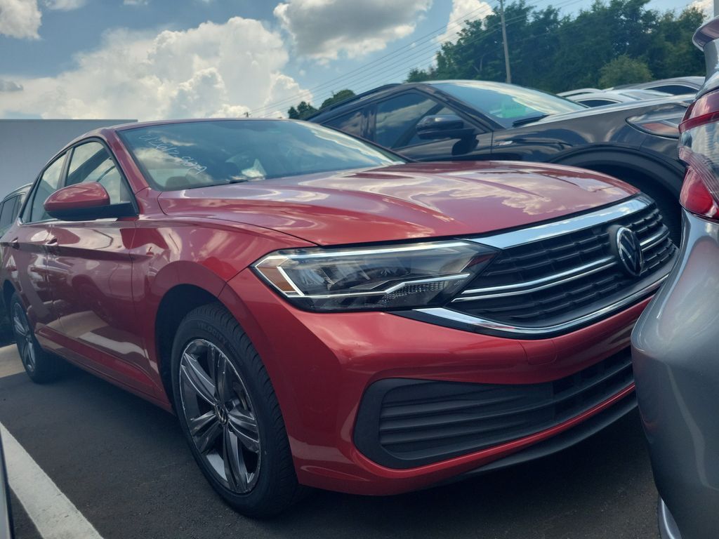 2023 Volkswagen Jetta 1.5T SE — photo 1 of 13