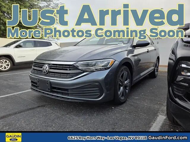2024 Volkswagen Jetta SE — photo 1 of 29
