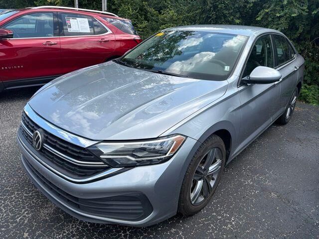 2024 Volkswagen Jetta SE — photo 1 of 13