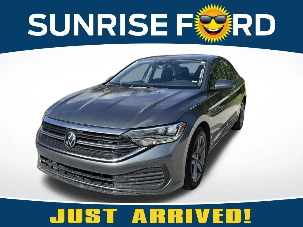 2024 Volkswagen Jetta SE — photo 1 of 13