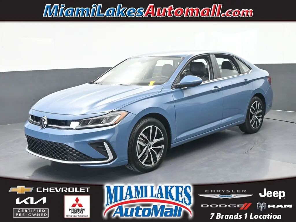 2025 Volkswagen Jetta SE — photo 1 of 13