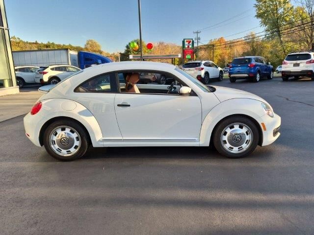 2016 Volkswagen Beetle 1.8T Classic PZEV