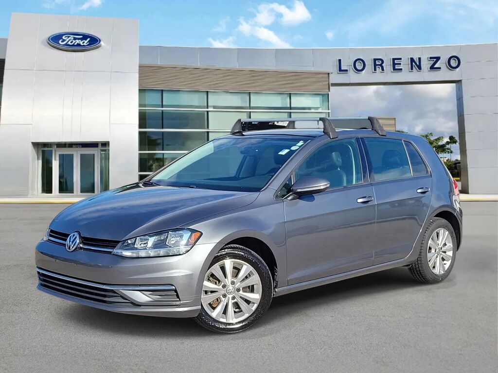2020 Volkswagen Golf TSI — photo 1 of 13