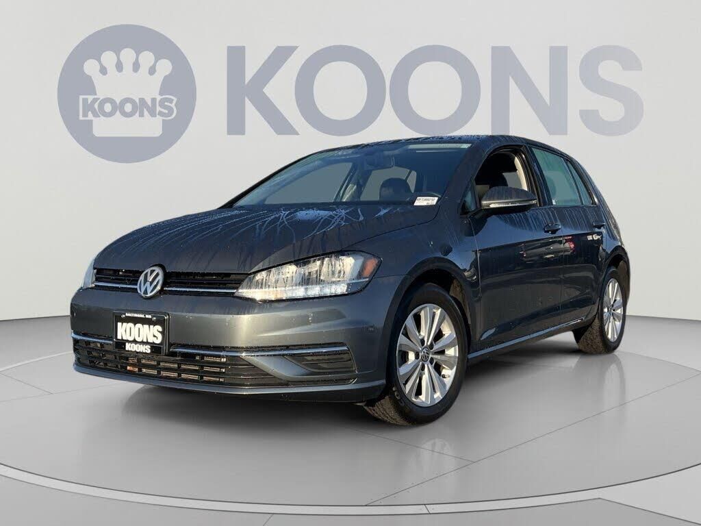 2020 Volkswagen Golf TSI — photo 1 of 1