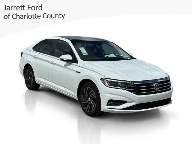 2019 Volkswagen Jetta SEL Premium — photo 1 of 13