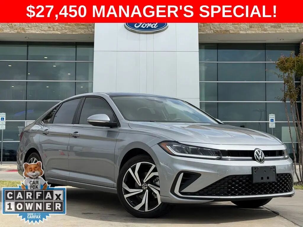2025 Volkswagen Jetta SEL — photo 1 of 20