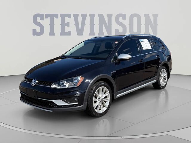 2017 Volkswagen Golf Alltrack TSI S 4Motion
