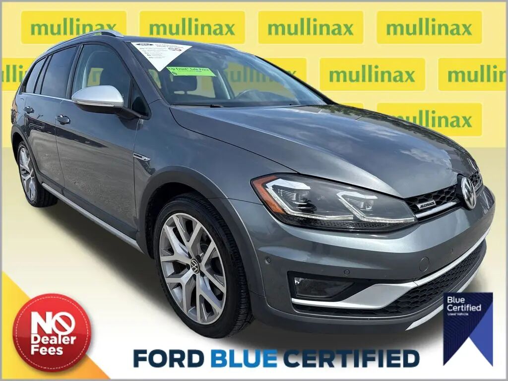 2019 Volkswagen Golf Alltrack TSI S 4Motion — photo 1 of 20