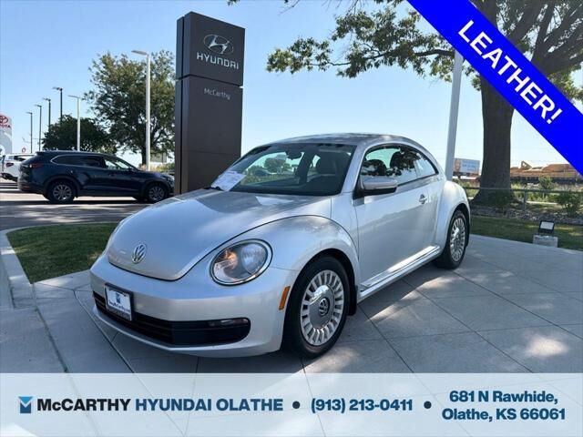 2014 Volkswagen Beetle 2.5L — photo 1 of 18
