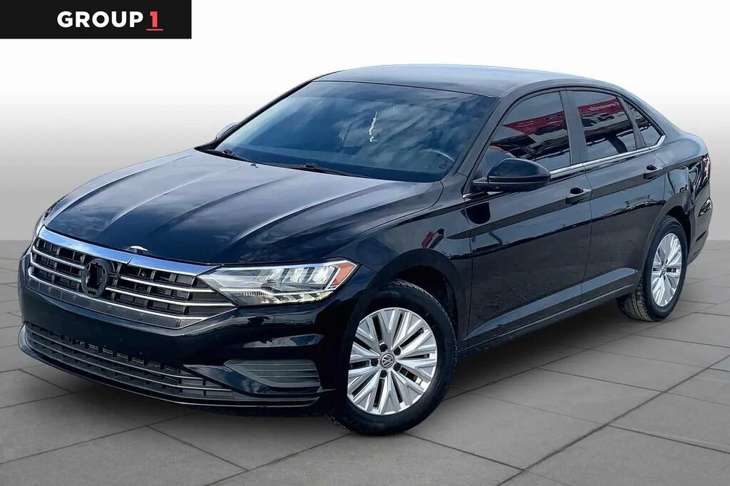 2020 Volkswagen Jetta S — photo 1 of 13