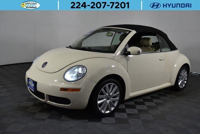 2008 Volkswagen New Beetle Convertible SE — photo 1 of 13