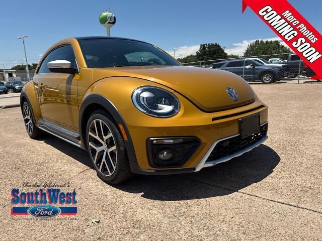2018 Volkswagen Beetle 2.0T Dune