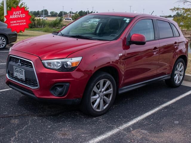 2015 Mitsubishi Outlander Sport 2.4 ES — photo 1 of 5