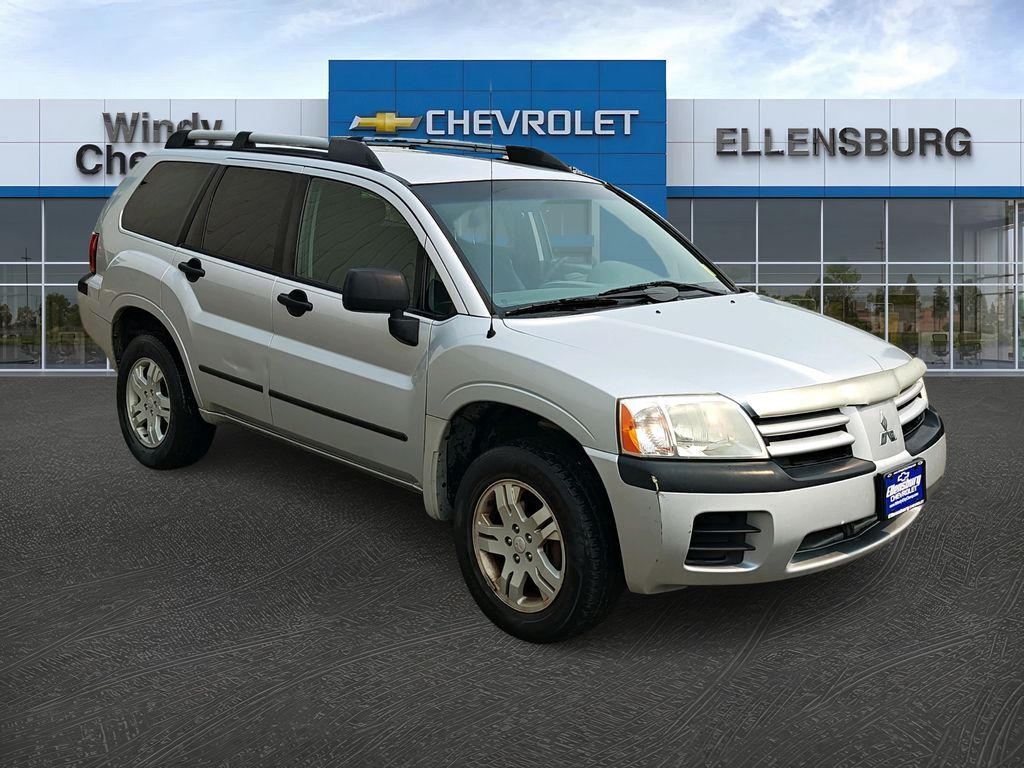 2005 Mitsubishi Endeavor — photo 1 of 13
