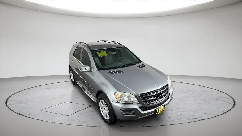 2011 Mercedes-Benz M-Class ML 350 — photo 1 of 13