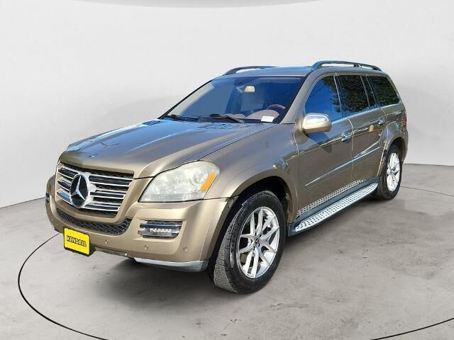 2010 Mercedes-Benz GL-Class GL 550 4MATIC