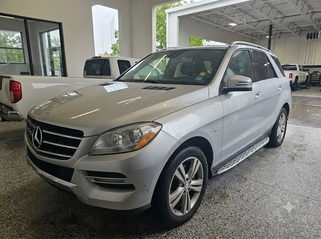 2012 Mercedes-Benz M-Class ML 350 BlueTEC — photo 1 of 1