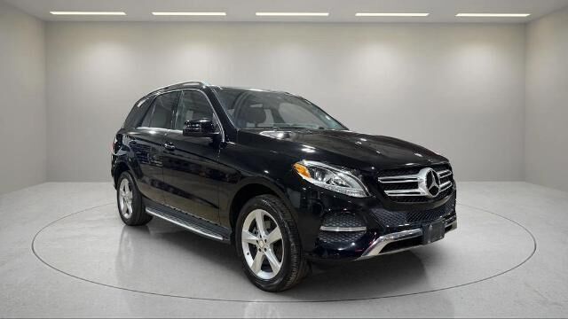 2016 Mercedes-Benz GLE GLE 350 4MATIC — photo 1 of 37