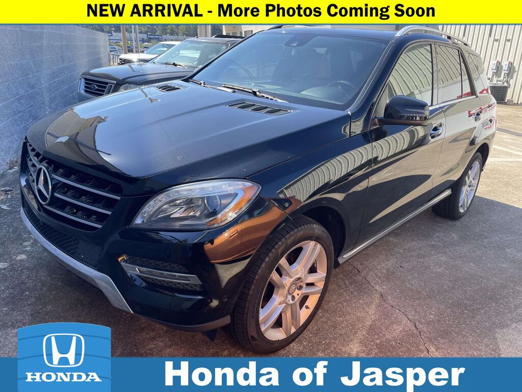 2015 Mercedes-Benz M-Class ML350 SUV — photo 1 of 4