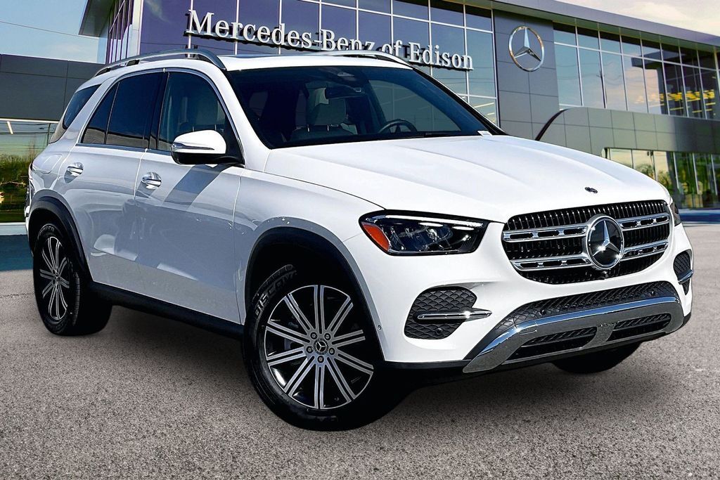 2025 Mercedes-Benz GLE GLE 450 — photo 1 of 13