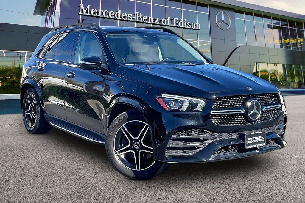 2022 Mercedes-Benz GLE GLE 450 — photo 1 of 8